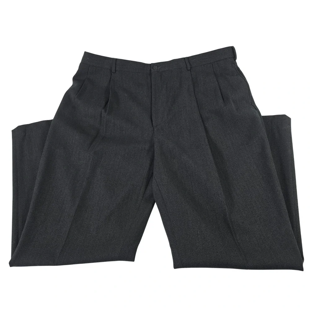 AKA Eddie Bauer Mens Charcoal Gray Wool Pleated Dress‎ Pants Size 44 Herringbone
